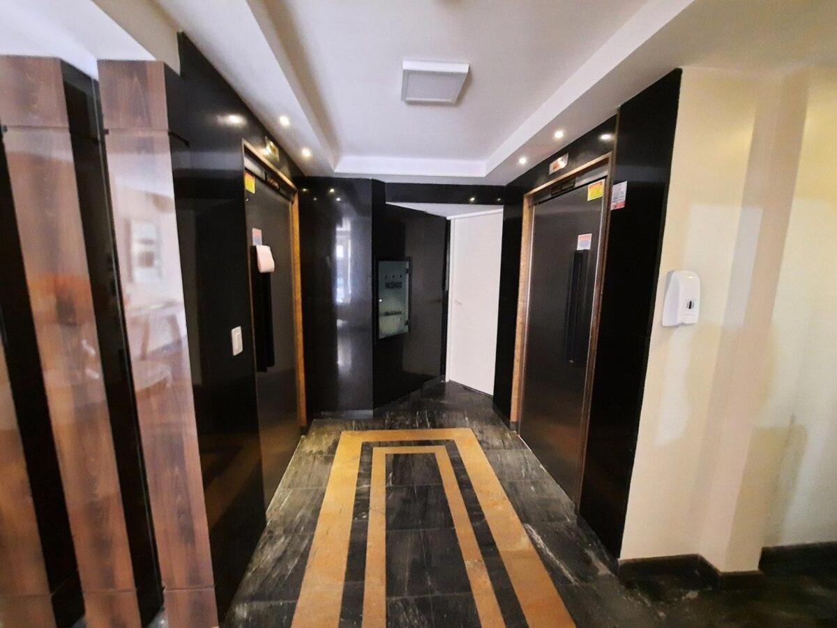 Amplo Apto 2 1quarto Vista Mar 50m Da - Somente Familiares Apartamento *